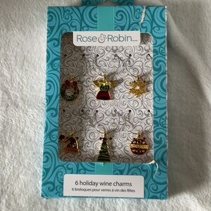 Rose & Robin Holiday Wine Charms Set